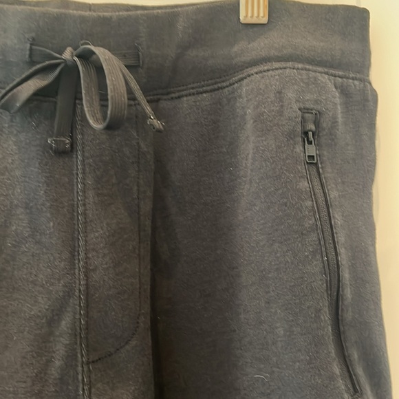 J. Crew Authentic Fleece black joggers size small - Picture 2 of 3